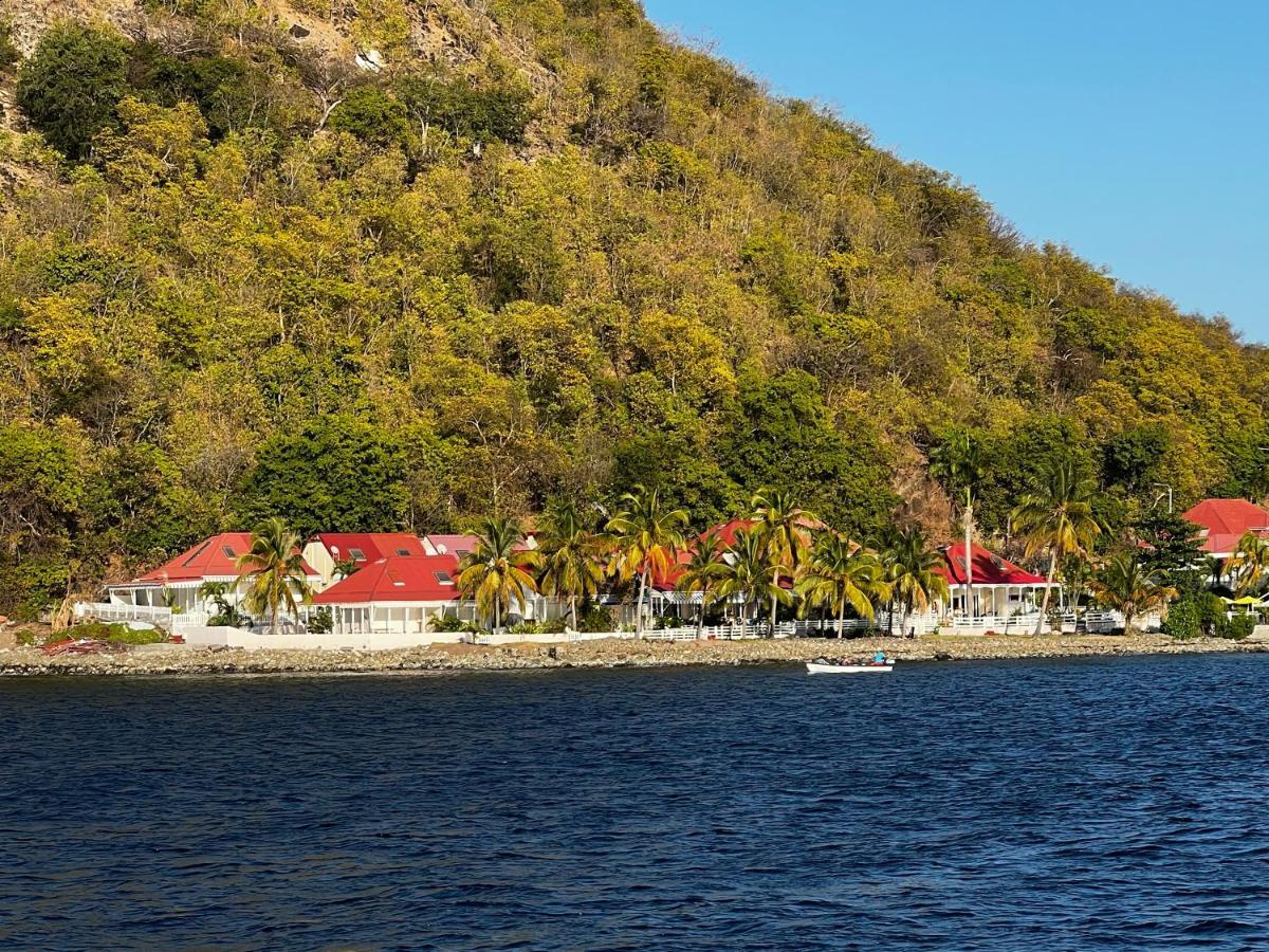Bungalow Sucrier, Les Pieds Dans L'Eau Тер-де-О Экстерьер фото